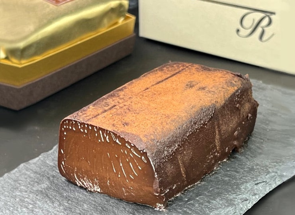 「アトリエルージュ」の「テリーヌショコラ」税込み2,700円