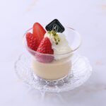 1月28日〜2月下旬に販売される「クイーンストロベリープリン」税込み918円