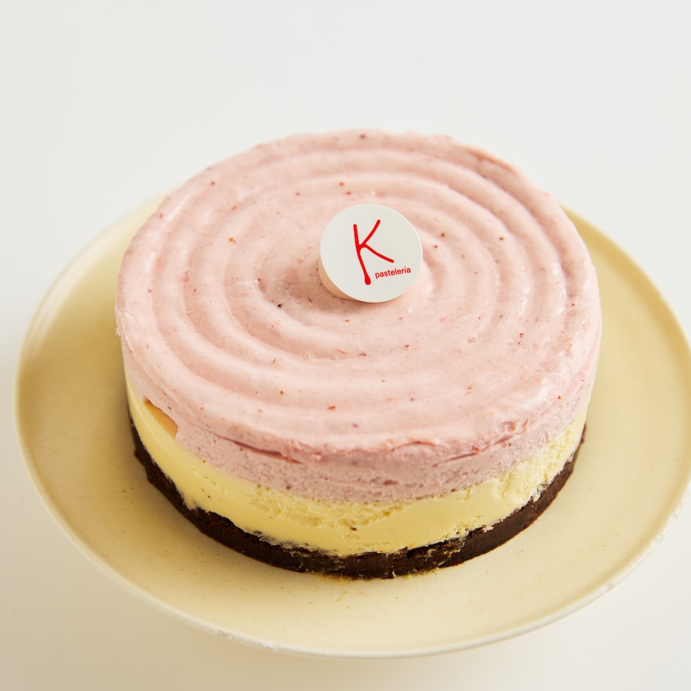 「いちごのムースとバニラのババロワケーキ」税込み5,076円