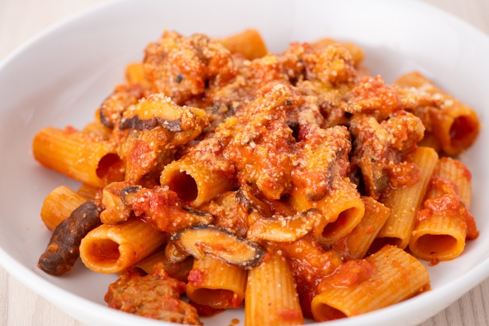 　「自家製サルシッチャのマリナーラリガトーニ」税込み2,500円