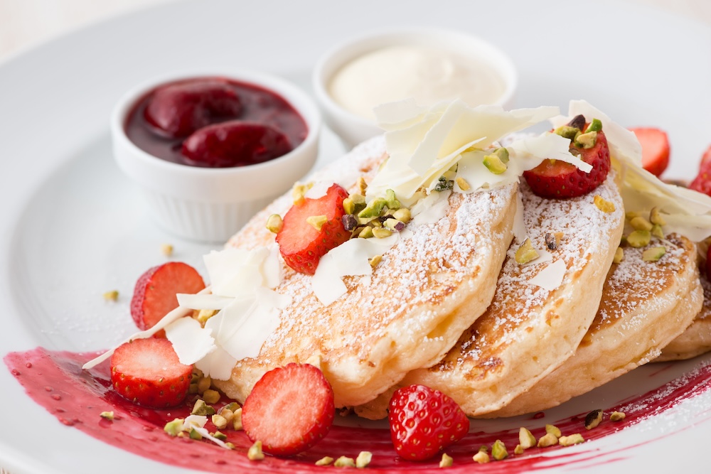 「ベリーホワイトチョコパンケーキ」税込み2,200円