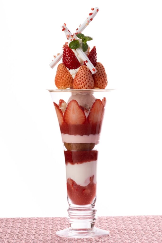 「春霞（はるがすみ）パフェ」イメージ