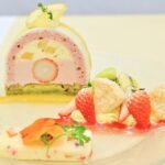 「鈴廣かまぼこの里 汐風カフェ」の各日20食限定「かまぼこの形の春咲く ジュエルケーキ」ドリンク付き・2,220円
