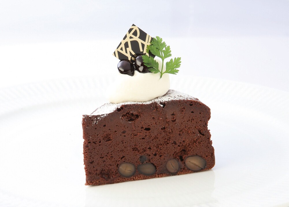 バレンタイン2026年新作|丹波黒豆のビターなガトーショコラ、パティスリー洛甘舎からデビュー