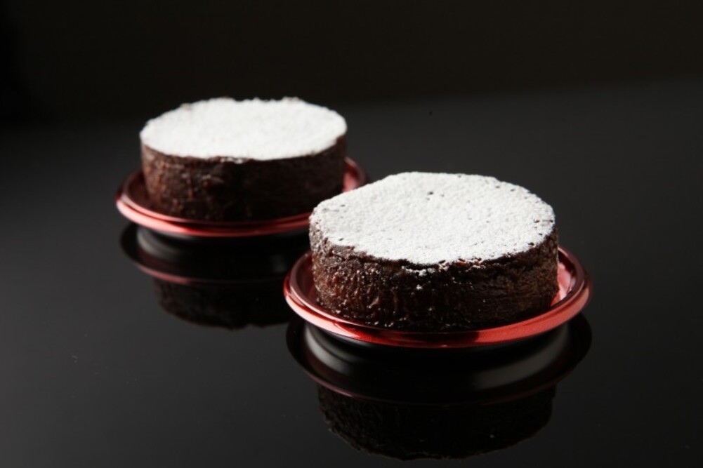 バレンタインのチョコ選びに迷う方へ朗報!「洛甘ビターショコラ」をご来店のお客様全員に試食していただいております