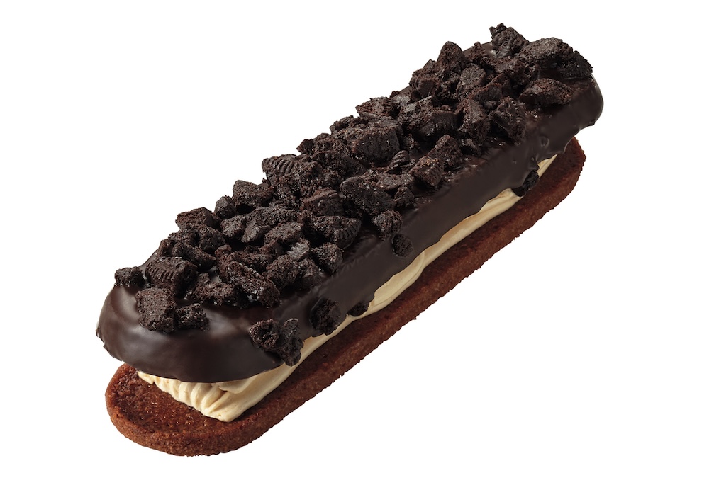 3月3日より発売される「大阪ブラックサンダーザクザクチョコクッキーサンド(キャラメル)」税込み268円(沖縄除く)