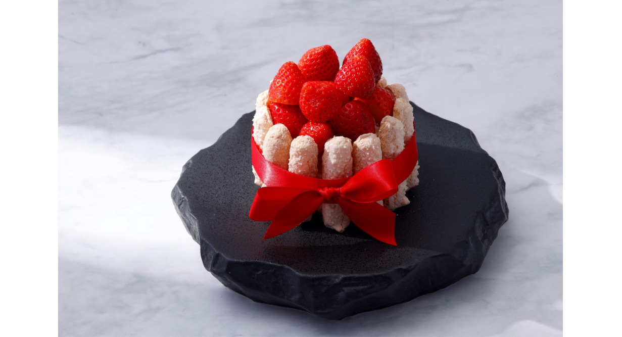 ＜Charlotte Fraise Vanille＞ホワイトデーケーキ数量限定で予約受付中