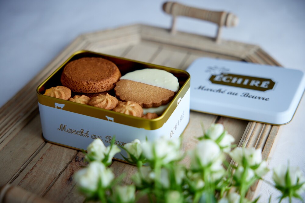 エシレ・マルシェ オ ブール  ホワイトデー限定缶「サブレ・ショコラ ブラン」発売 2026年3月1日（日）～3月14日（土）