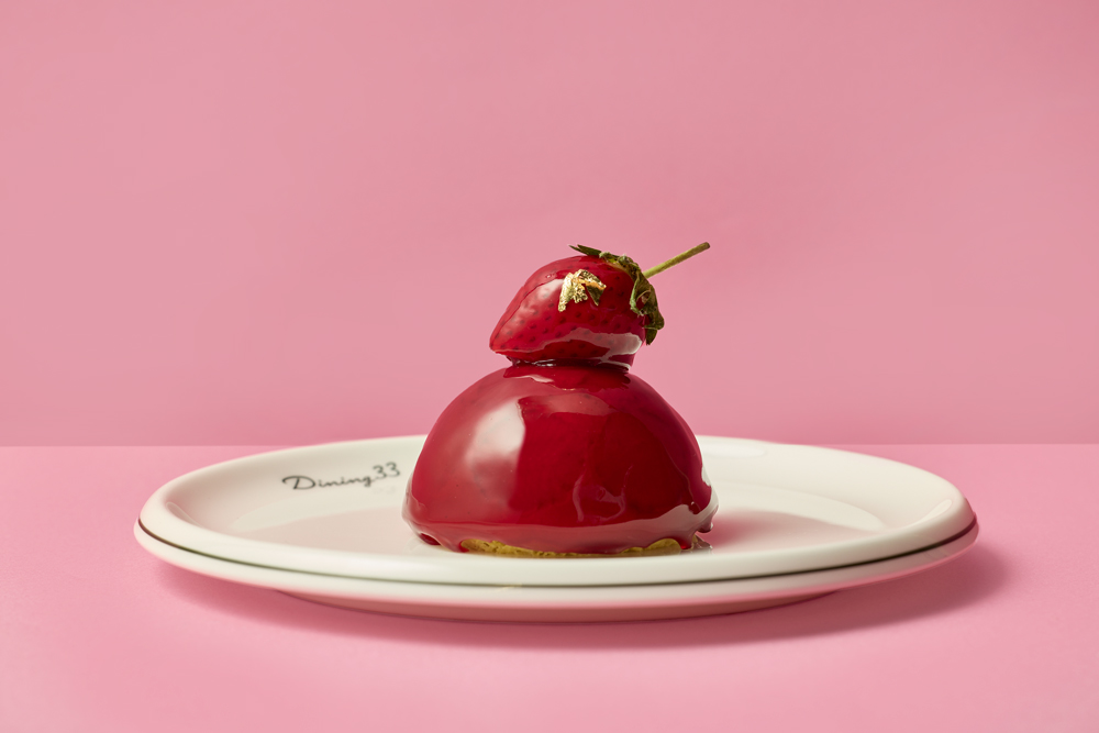 5月30日まで販売中の各日20個限定「Dining 33 Pâtisserie à la maison」の「フレジエ」テイクアウト・税込み1,100円、イートイン・税込み2,464円（サービス料含む）