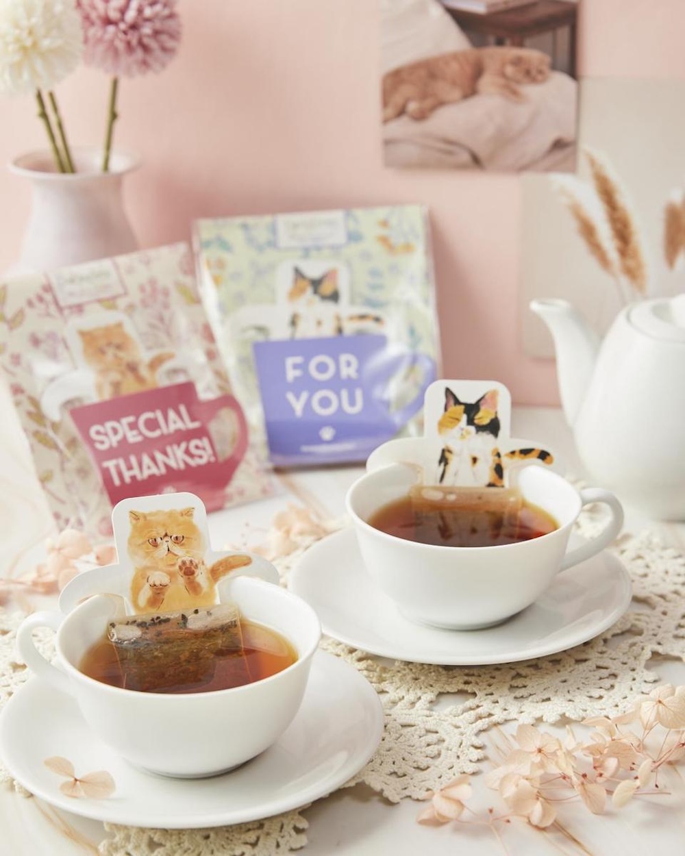 「キッサ　ティーバッグ」　各・税込み389円（SPECIAL THANKS、FOR YOU」