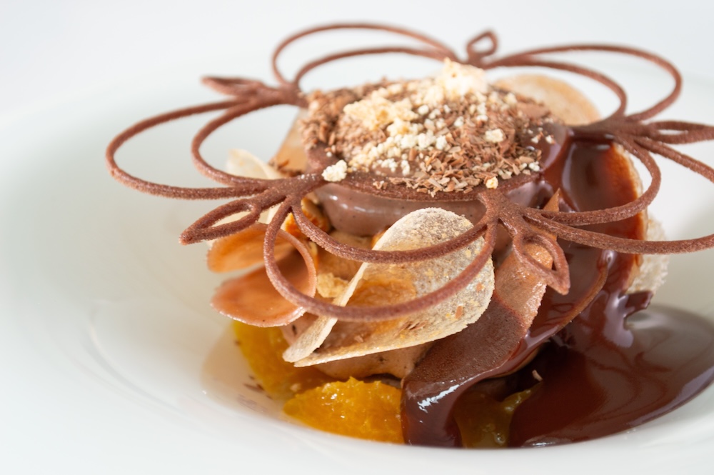 デコポンとチョコレートのデザートのイメージ