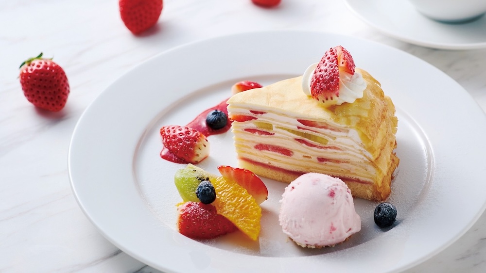 「春いちごとキウイフルーツのミルクレープとお飲物」税込み1,496円