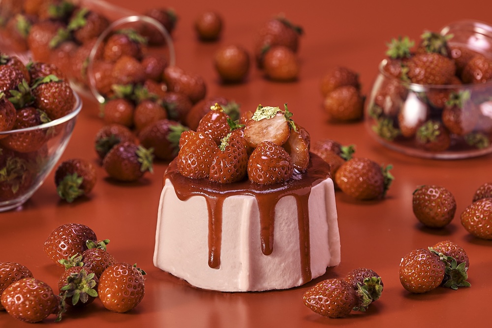 プレミアムシフォンケーキ「あまおう苺」イメージ