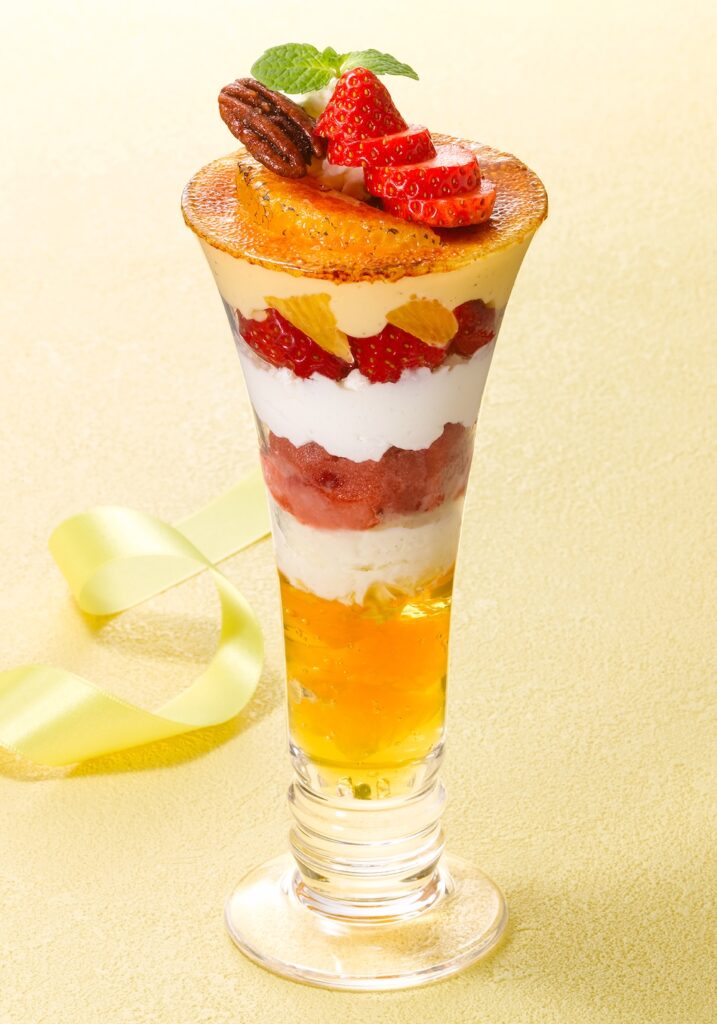 「苺と不知火のブリュレパフェ」税込み1,738円