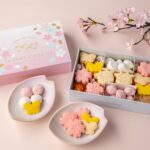 「アトリエ ヨーグルトフォー シーズンズ」の「ヨーグルトさくらクッキー缶」3,240円