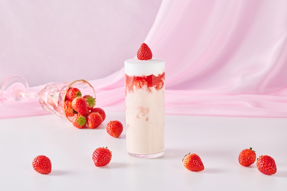 「ストロベリーロイヤルミルクティー」税込み1,210円