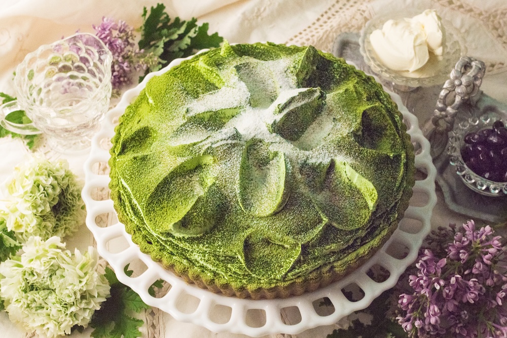 3月16日〜4月14日に販売される「抹茶のティラミス」ピース・税込み896円、ホール・税込み10,756円