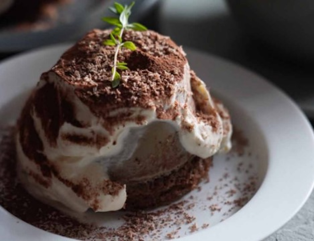 「202カリー堂」の「ティラミスプヂン」1,201円