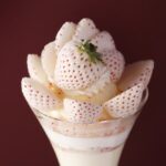 「佐賀県産“天使のいちご”のスペシャルストロベリーパフェ」税込み3,800円