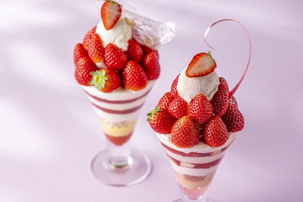 左から「いちご杏仁」、「桜いちご」