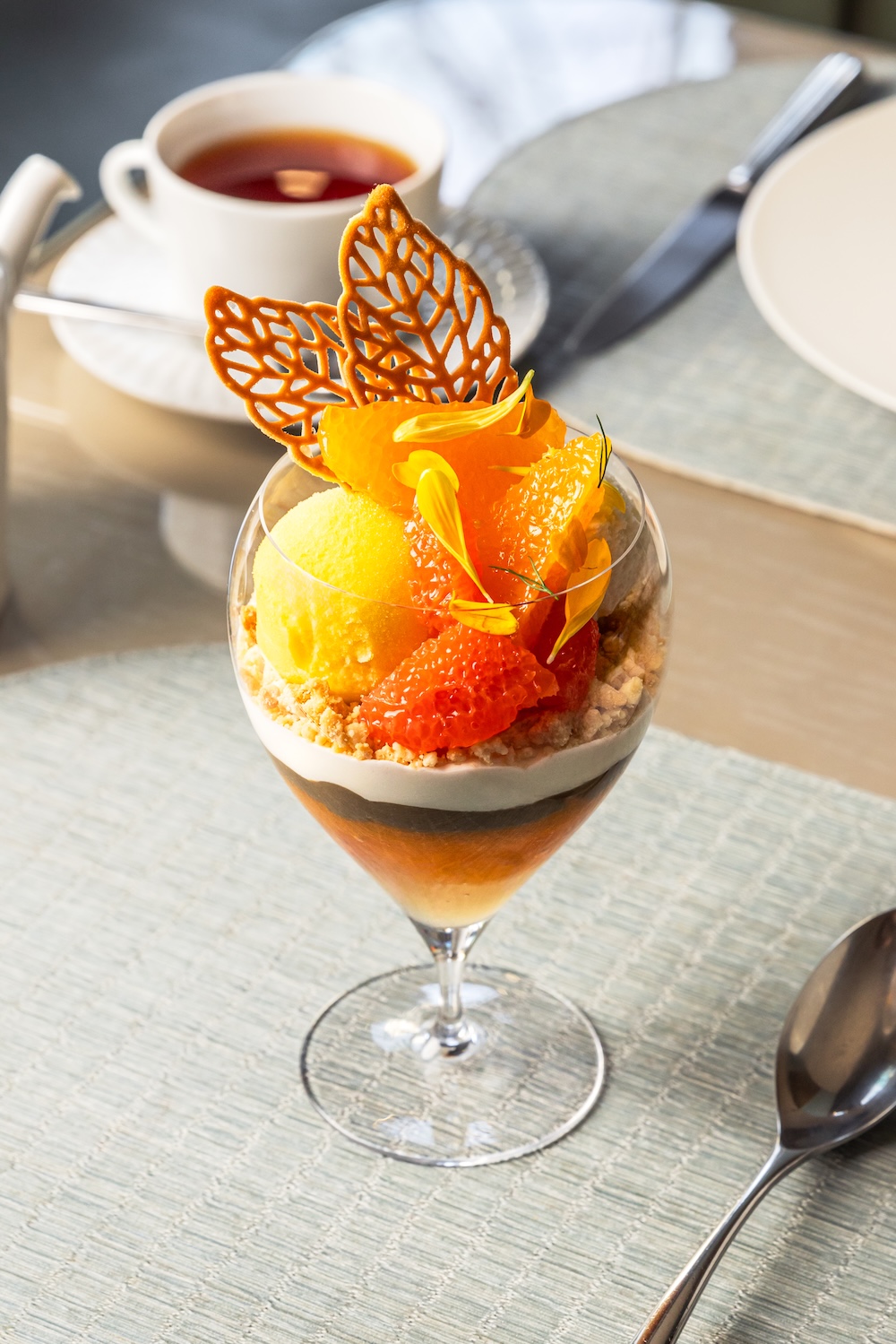 「デコポンとピンクグレープフルーツのパフェ」イメージ