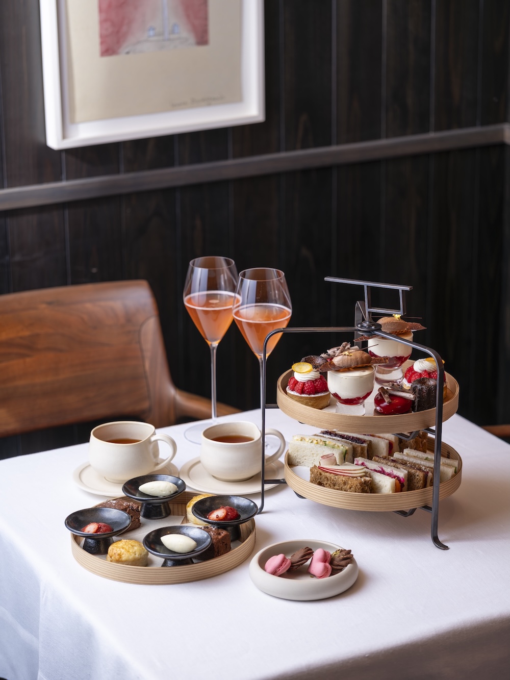 「Valentine’s Reverie バレンタイン アフタヌーンティー」イメージ