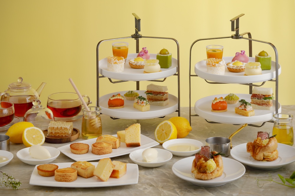 「レモン＆ハニーアフタヌーンティー」平日・税込み8,000円、土日祝日・税込み8,800円（サービス料含む）