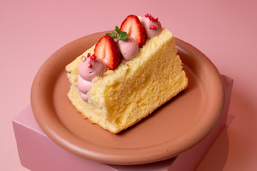 「ストロベリーホイップのシフォンケーキ」税込み890円