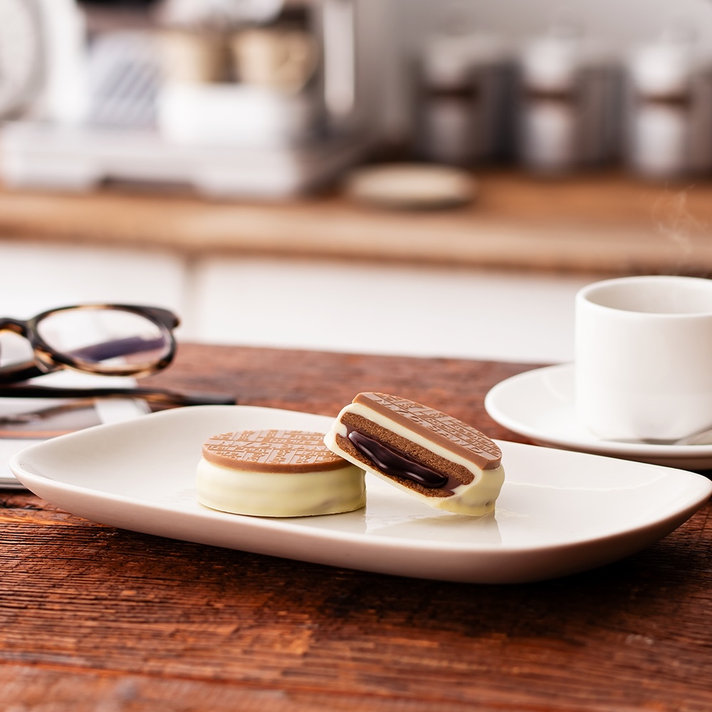 「N.Y.エスプレッソラテキャラメルサンド＆Wチョコレート」イメージ