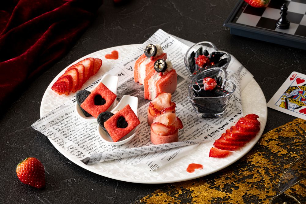 「あまりん苺アフタヌーンティーセット ～ハートの女王のティーパーティー」イメージ