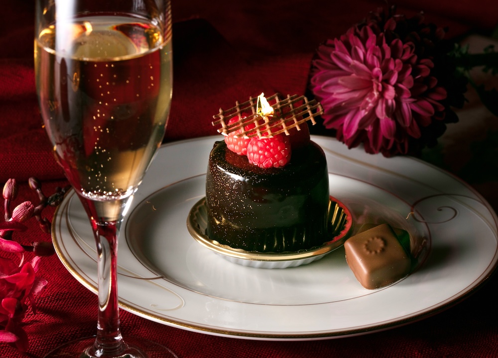 「Sweets＆Champagne」税込み2,990円（別途サービス料）