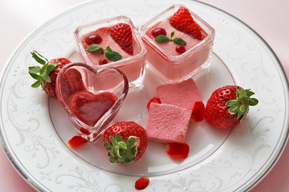 「ストロベリーアフタヌーンティー」イメージ