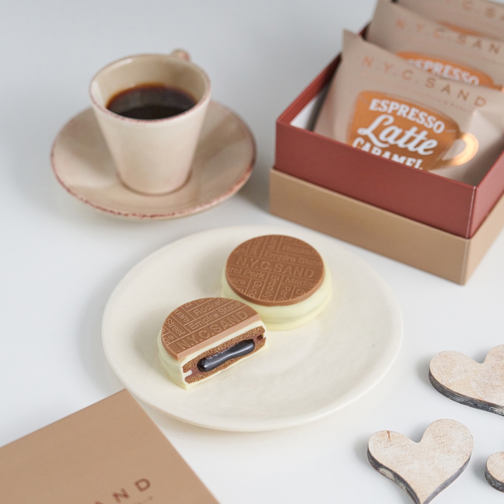 「N.Y.エスプレッソラテキャラメルサンド＆Wチョコレート」イメージ