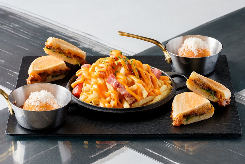 「世界を旅するチーズアフタヌーンティー 第2章」イメージ