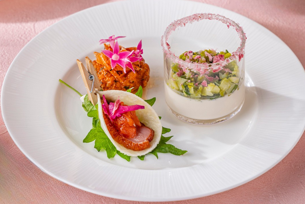 「桜いちごセレクション アフタヌーンティー」イメージ