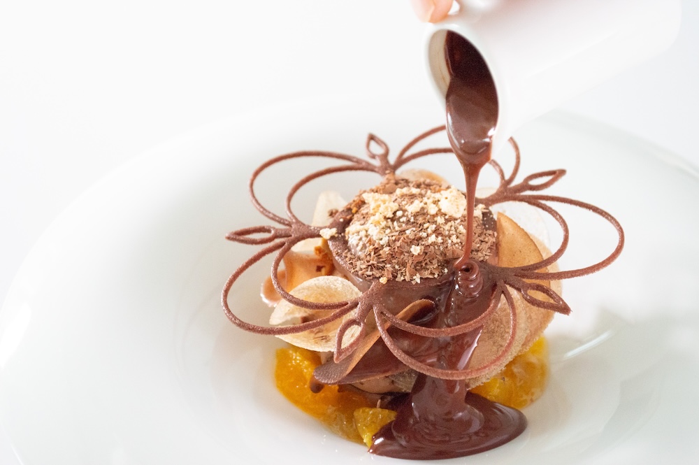 デコポンとチョコレートのデザートのイメージ