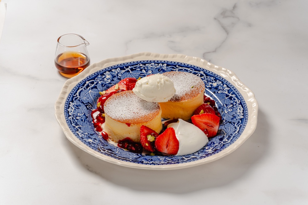 「季節限定苺農家直送『とちあいか』パンケーキ」税込み1,650円