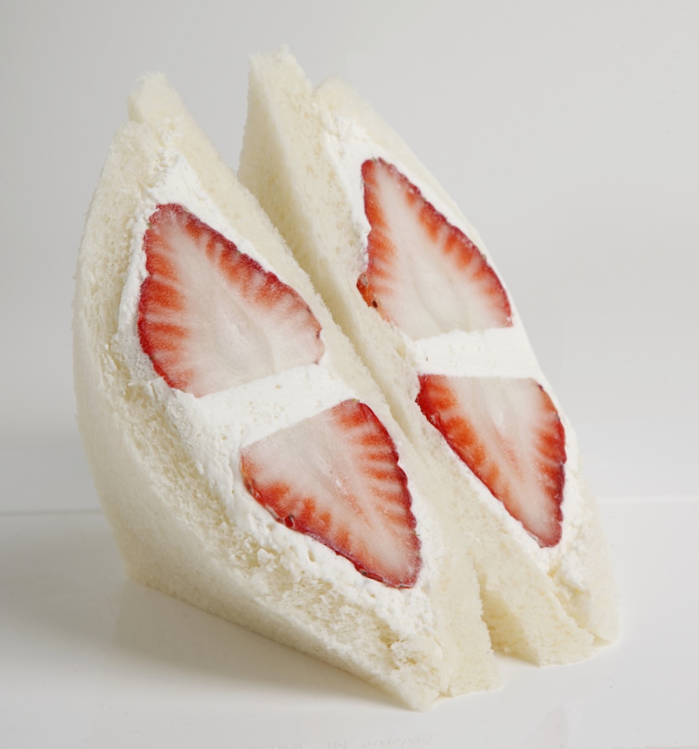 「サンドイッチハウス メルヘン」の「とちあいかのいちご生クリーム」648円