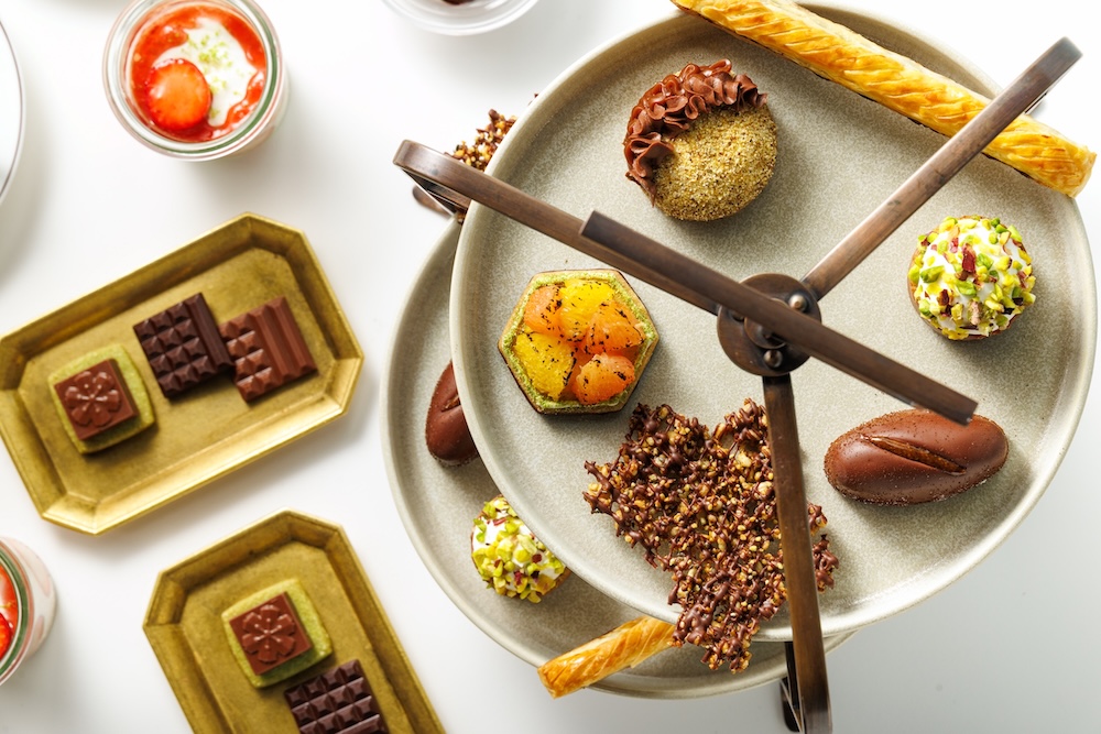 春季限定アフタヌーンティー「ル・グテ」平日・税込み6,100円、土日祝・税込み6,600円