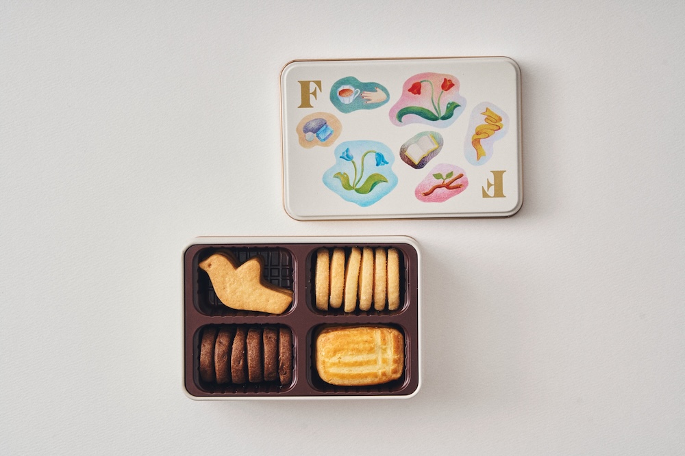 「FF biscuits can [memories]　記憶の宝もの缶」税込み2,200円