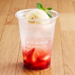 「フレッシュいちごのクリームソーダ」税込み1,004円