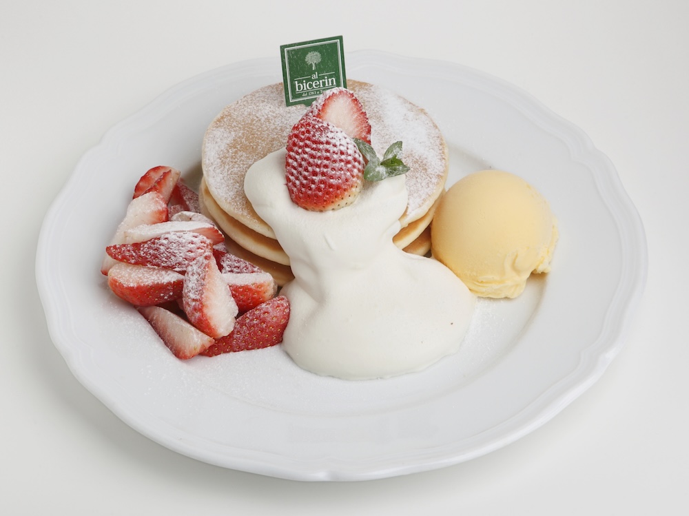 3階の「ビチェリン」の各日10食限定「とちあいかのスペシャルいちごパンケーキ」2,200円