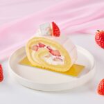 「桜と苺のANNIVERSAIREロール」税込み880円