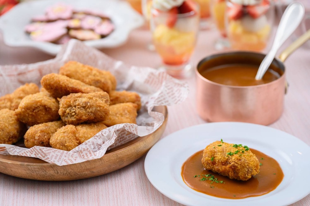 「満開春桜といちごのスイーツビュッフェ」イメージ