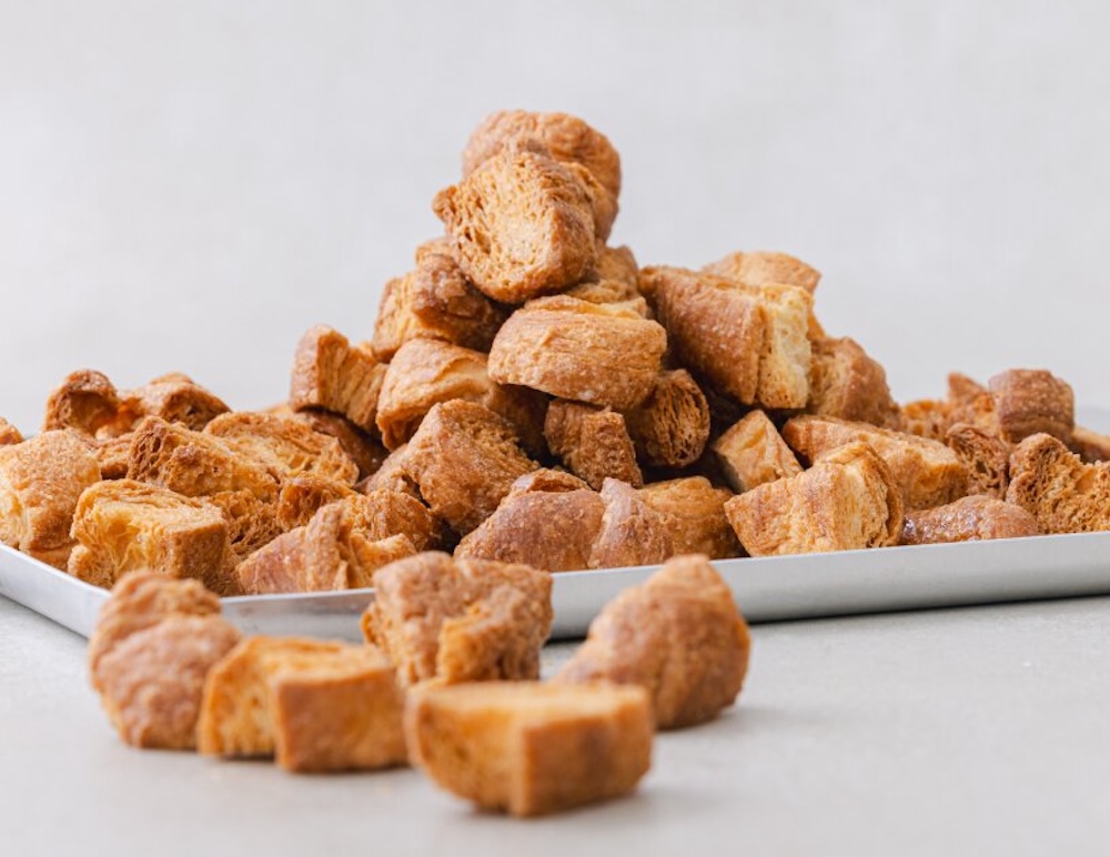 「焼きたてクロワッサンハニーラスク」イメージ