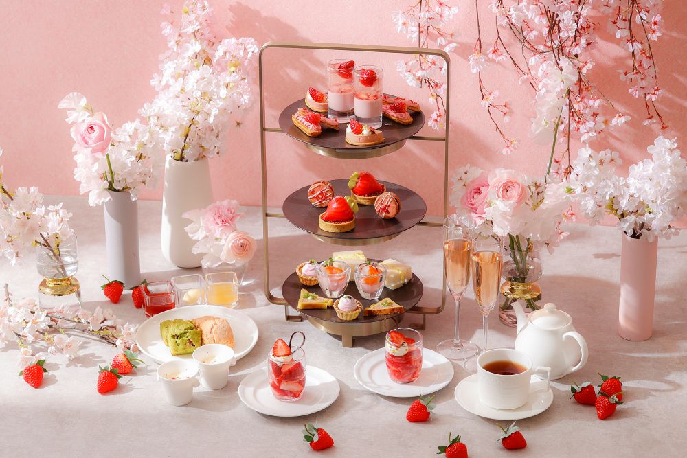「ハドソンラウンジ」にて販売される「ストロベリーブロッサムアフタヌーンティー」イメージ