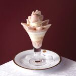 「静岡県産“初恋の香り”のロイヤルストロベリーパフェ」税込み5,500円