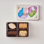 「FF biscuits can [tea time]　ティータイムのとびら缶」税込み2,200円