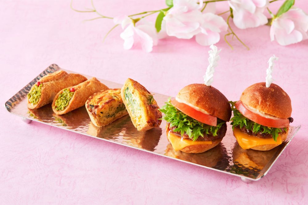 「いちごアフタヌーンティーセット」イメージ