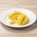 「季節のフルーツ～タイマンゴー」税込み979円